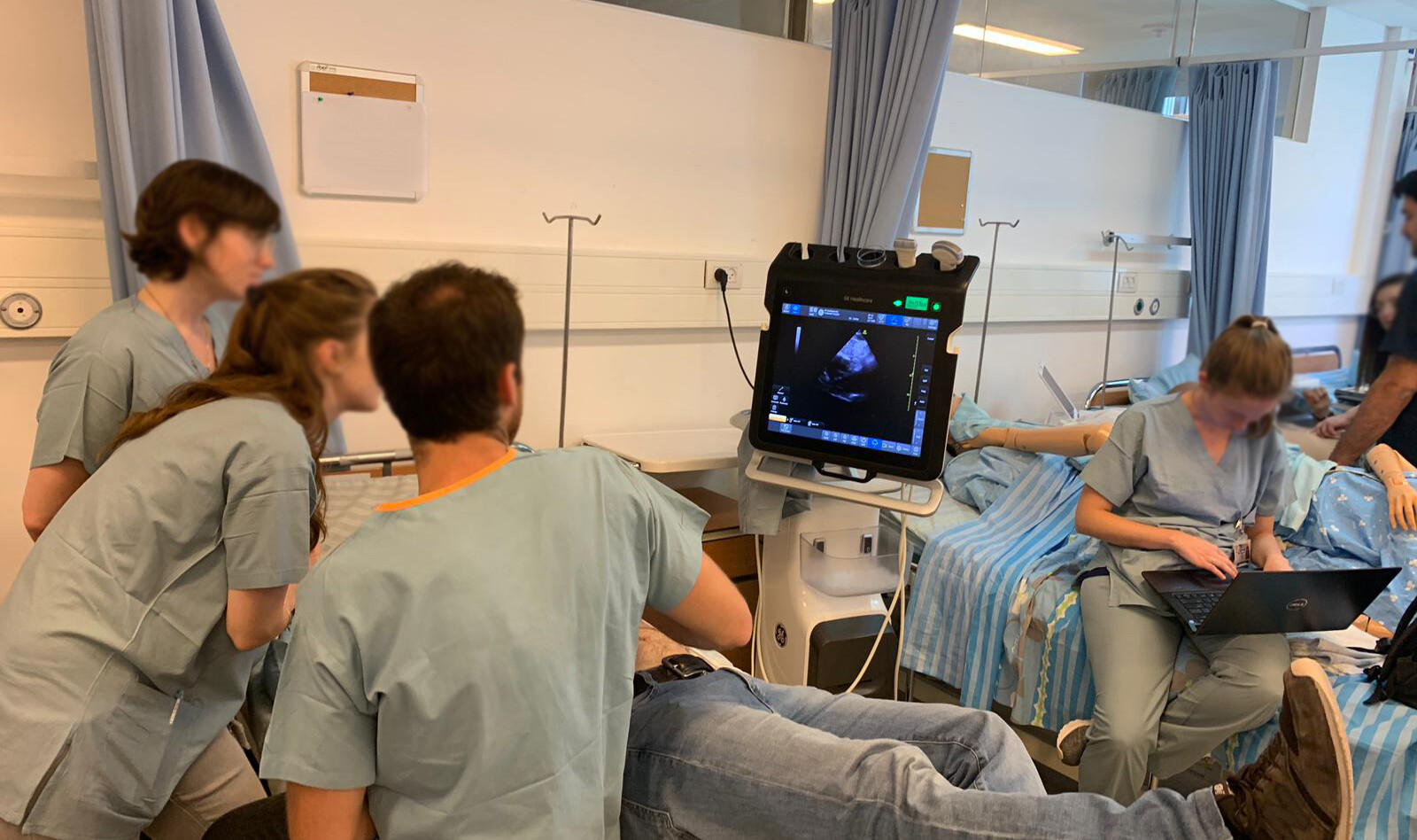 Image of contrast echocardiography cardiac PoCUS    Online PoCUS Training